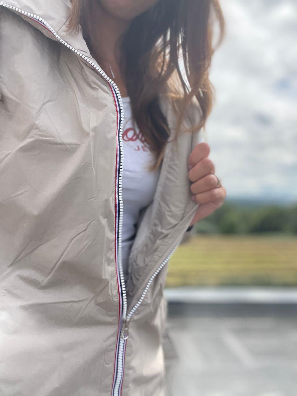 Laura Jo - Imperméable long doublé en fausse fourrure cordon tricolore couleur beige