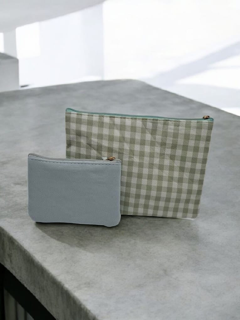 Pochette et trousse en coton vichy motifs à carreaux vert d'eau beige