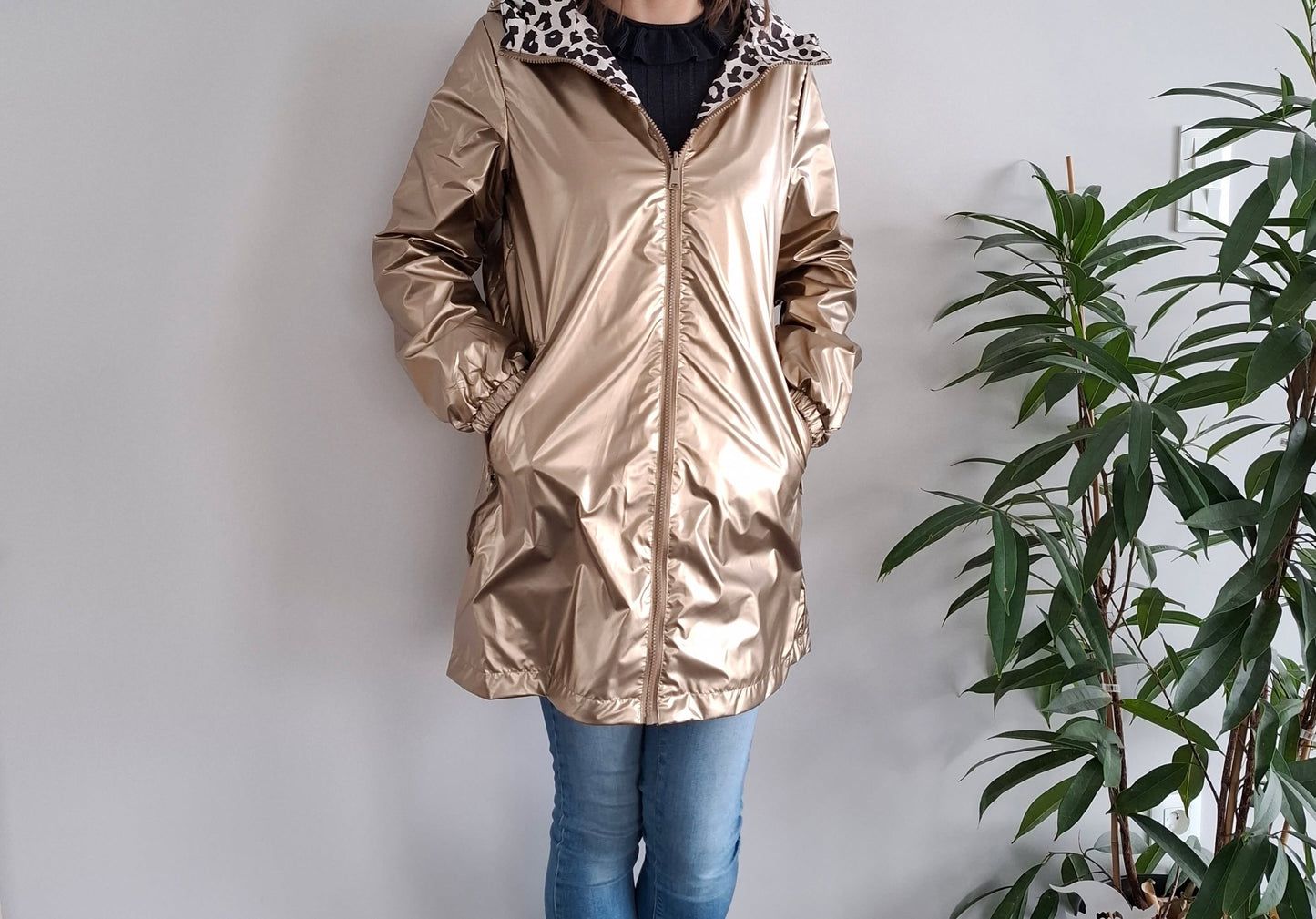 Attrait Paris - Manteau long sans ouate imperméable doré réversible avec motif léopard avec capuche