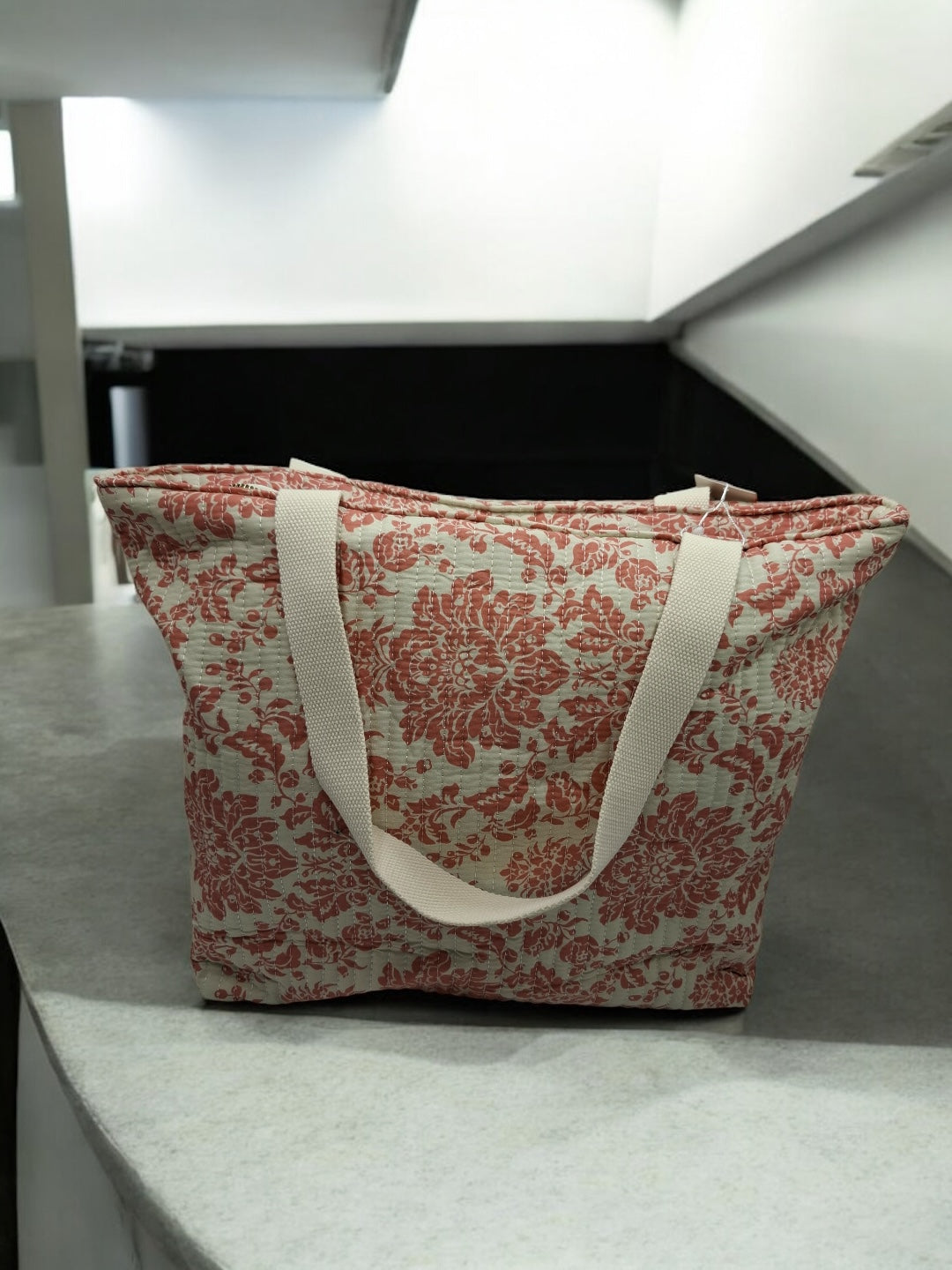 Sac cabas porté épaule en coton liberty fleuri corail crème