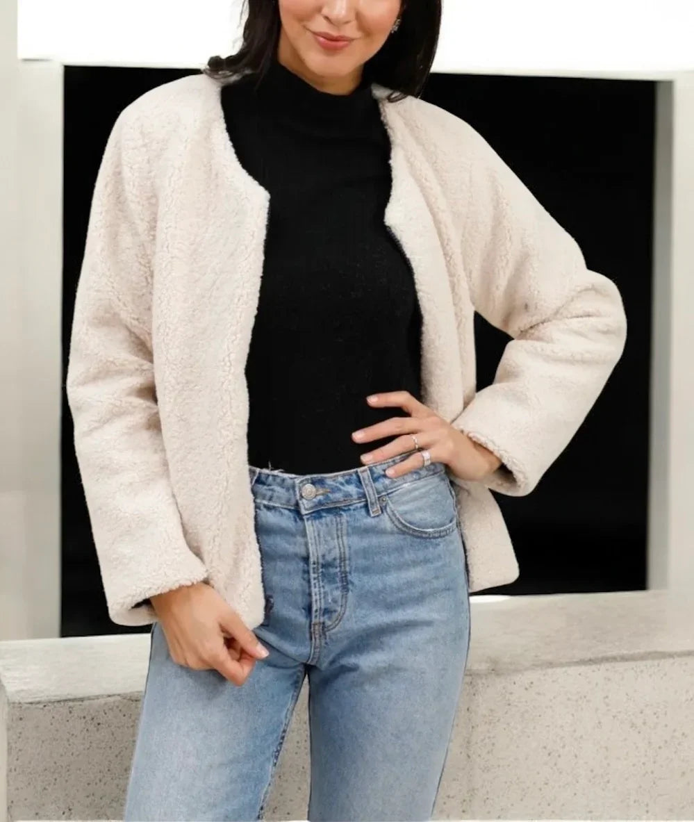 Chaqueta Corta Reversible Mujer Laura Jo - Cazadora Azul Marino Forrada de Borreguito Beige con Mangas Abullonadas