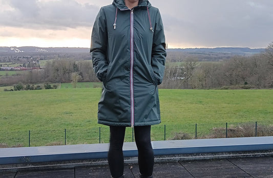 Laura Jo - Imperméable long doublé en fausse fourrure cordon tricolore couleur vert forêt
