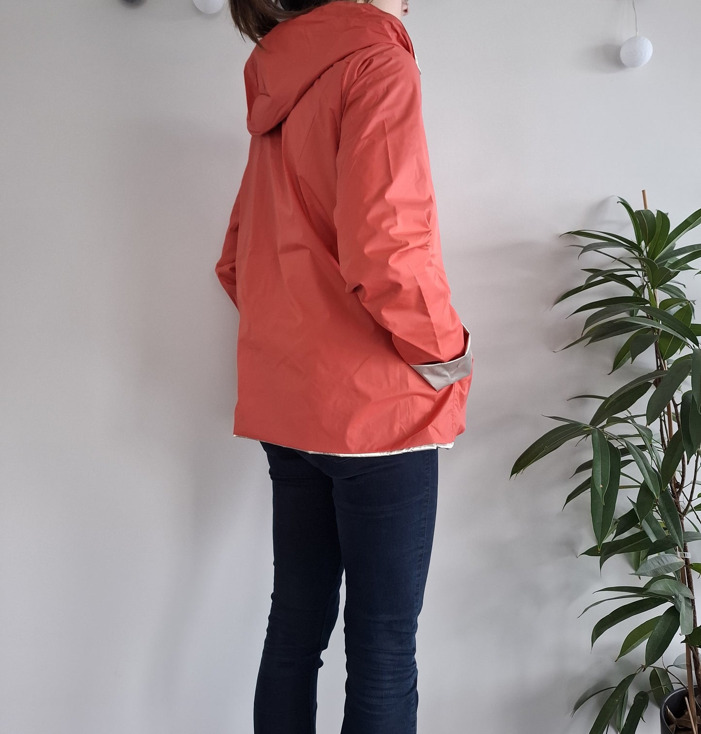 Laura Jo - Imperméable réversible court sans garnissage ouate couleur corail/doré