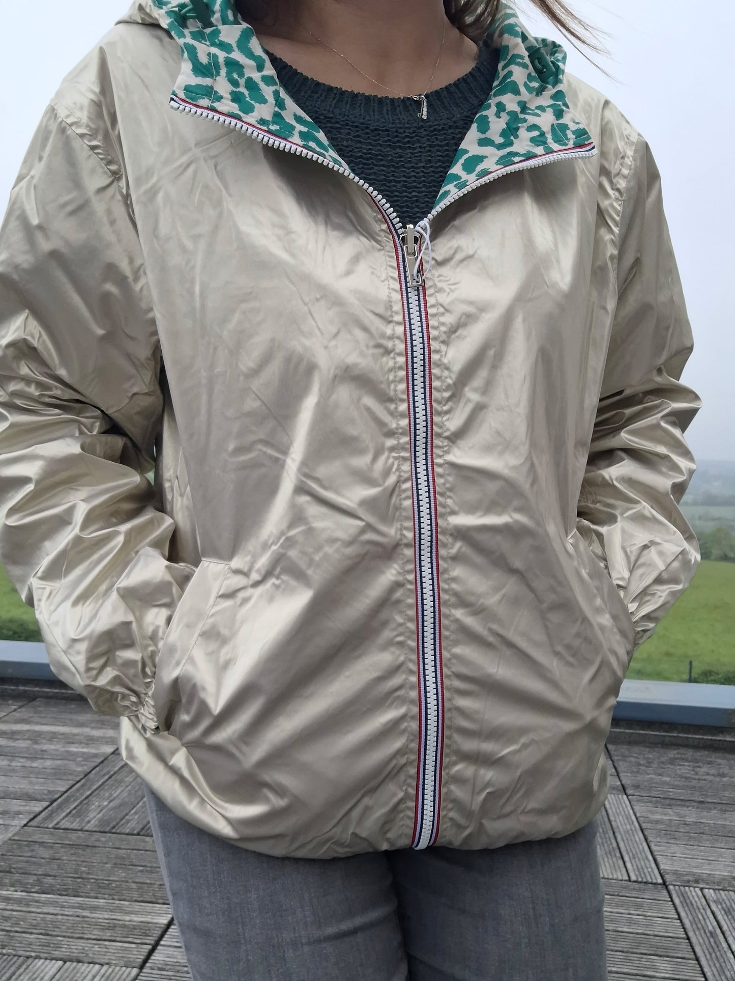Escandelle - Parka imperméable courte Léopard vert réversible doré