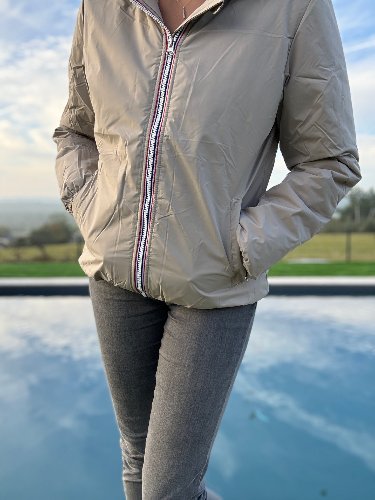 Laura Jo - Imperméable fourré court fausse fourrure beige intérieur imitation sherpa beige