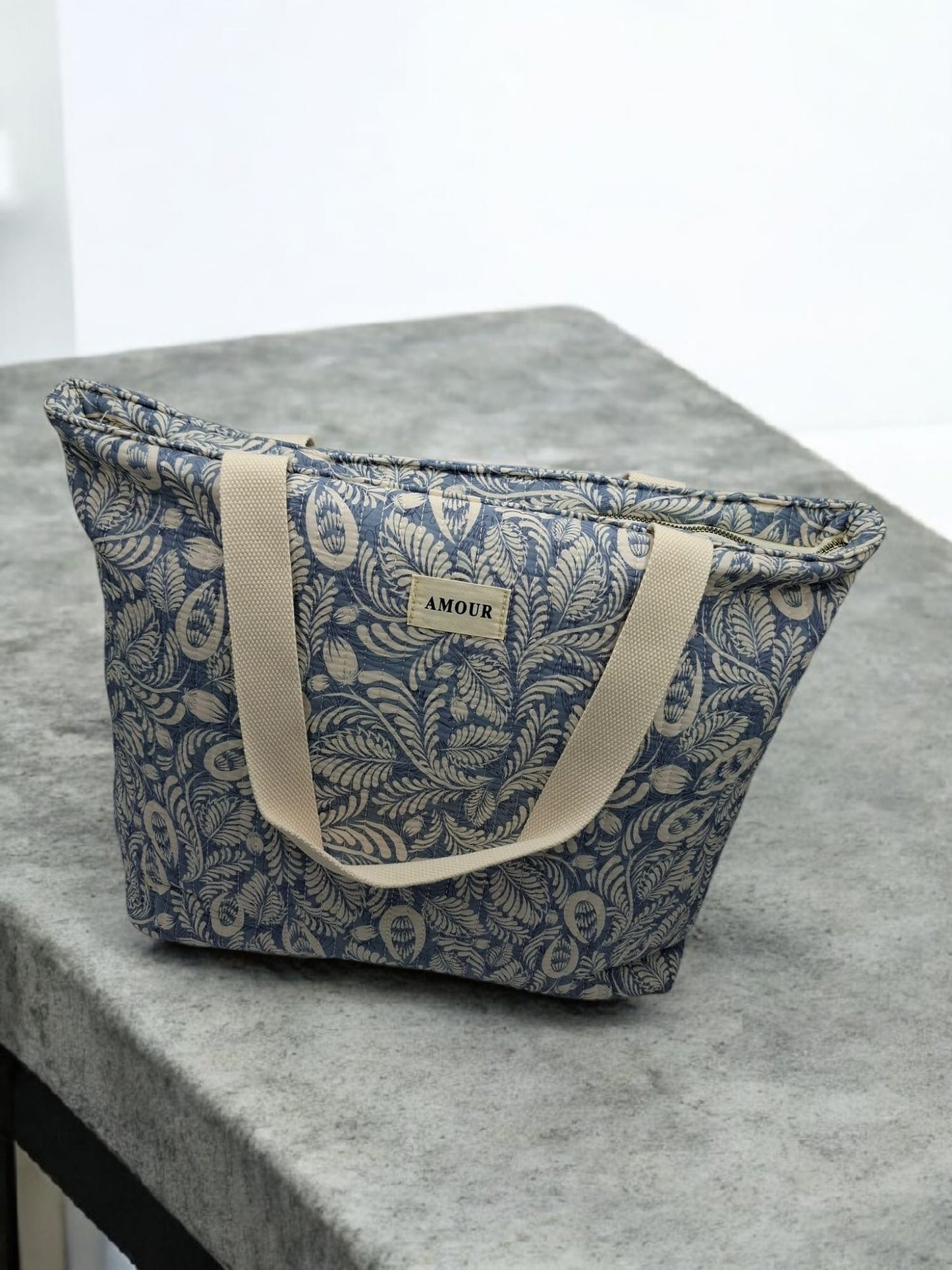 Sac cabas porté épaule coton imprimé toile de jouy feuilles bleues creme