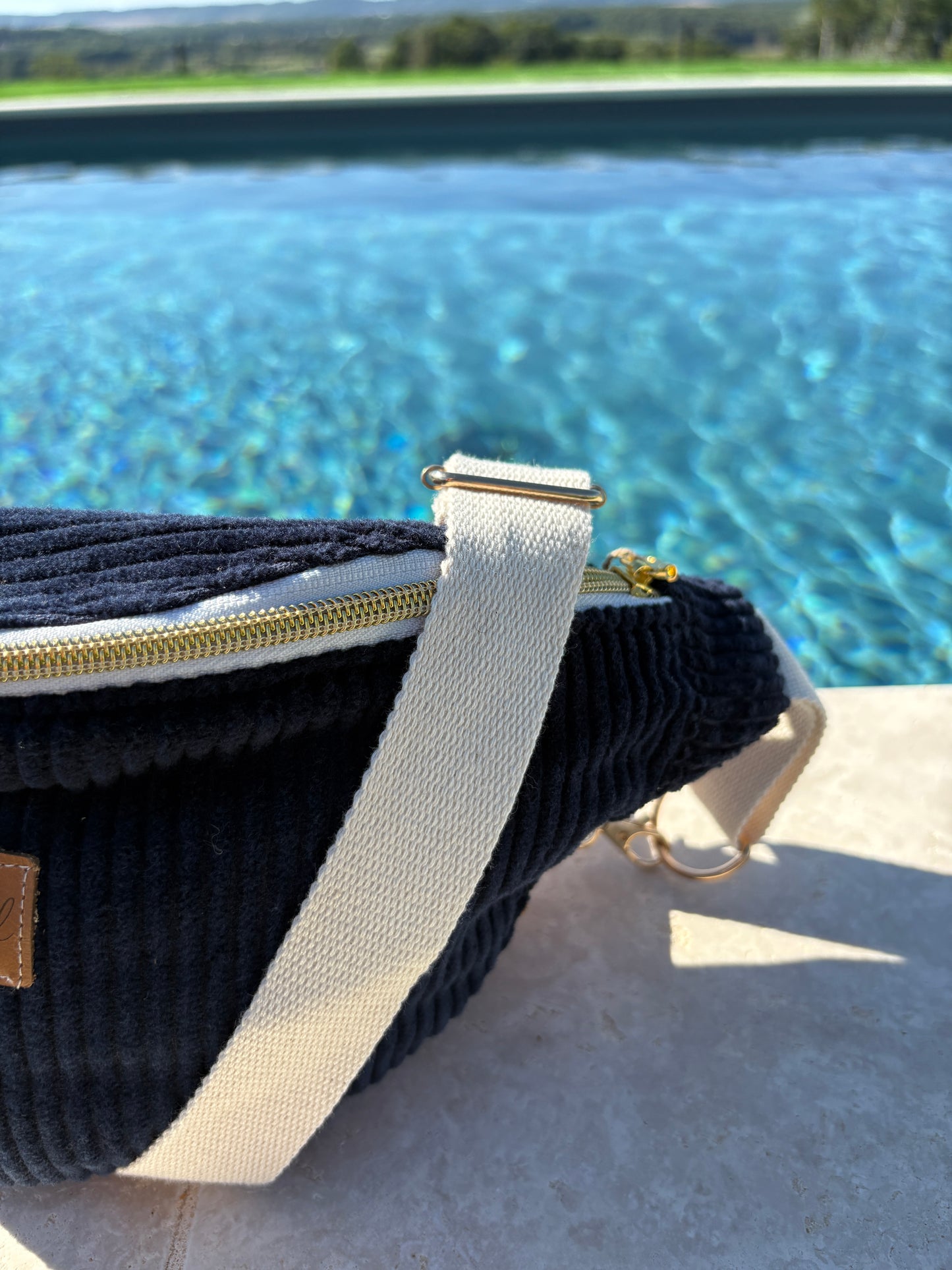Sac banane velours cotelé bleu marine intérieur coton fait main