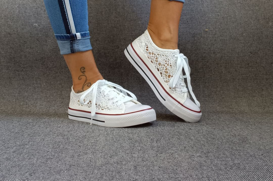 Converse blanche courte femme on sale