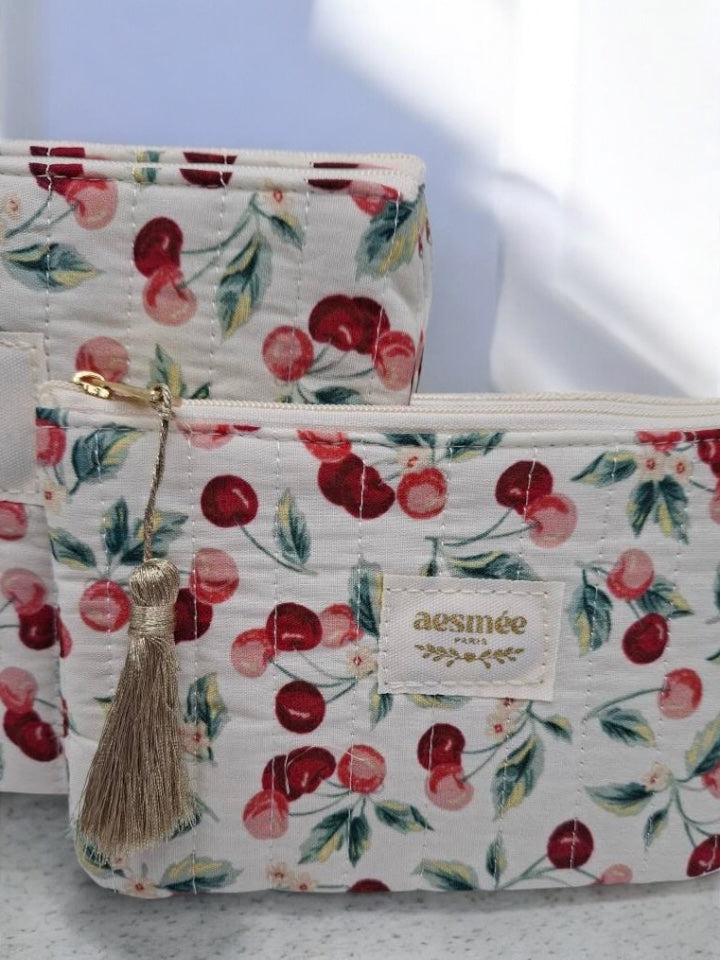 Trousse et pochette en coton motifs cerises rouges et roses