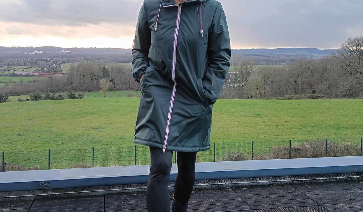 Laura Jo - Imperméable long doublé en fausse fourrure cordon tricolore couleur vert forêt