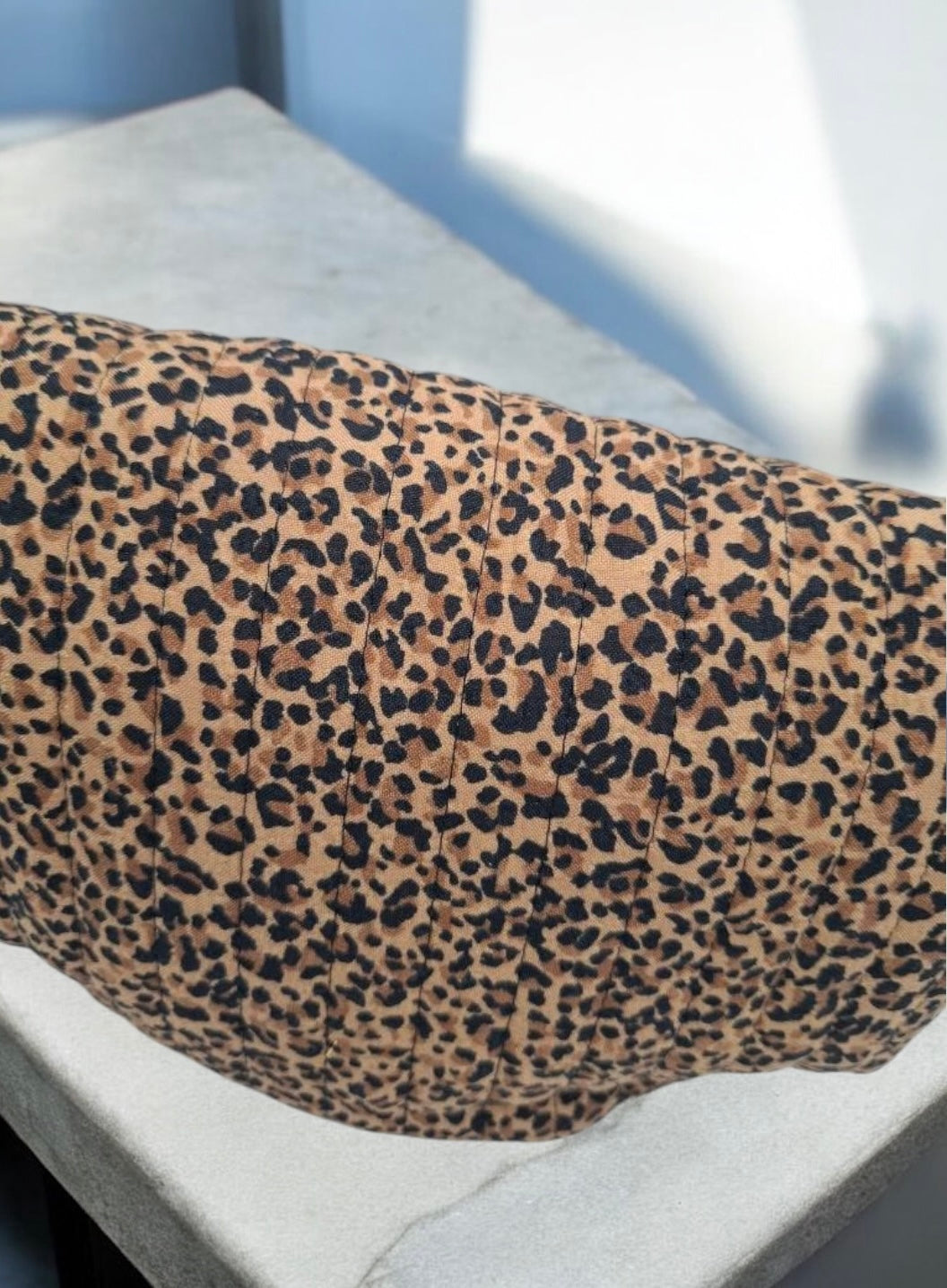 Sac banane camel motifs léopard matelassé en coton