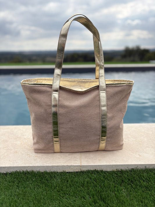 Sac à main style cabas porté main en tissu velours cotelé beige avec anses et bandes dorées