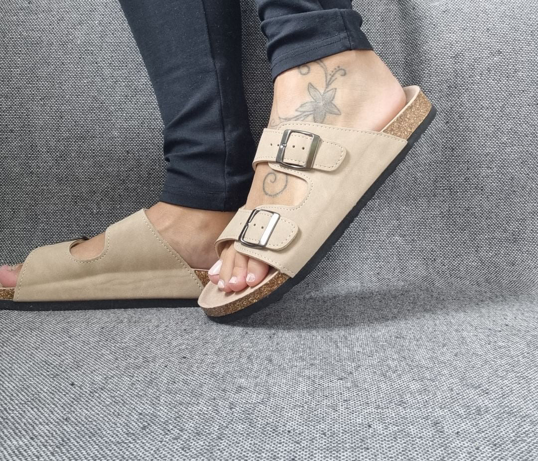 Chaussures sandales intérieur cuir beige style Birk
