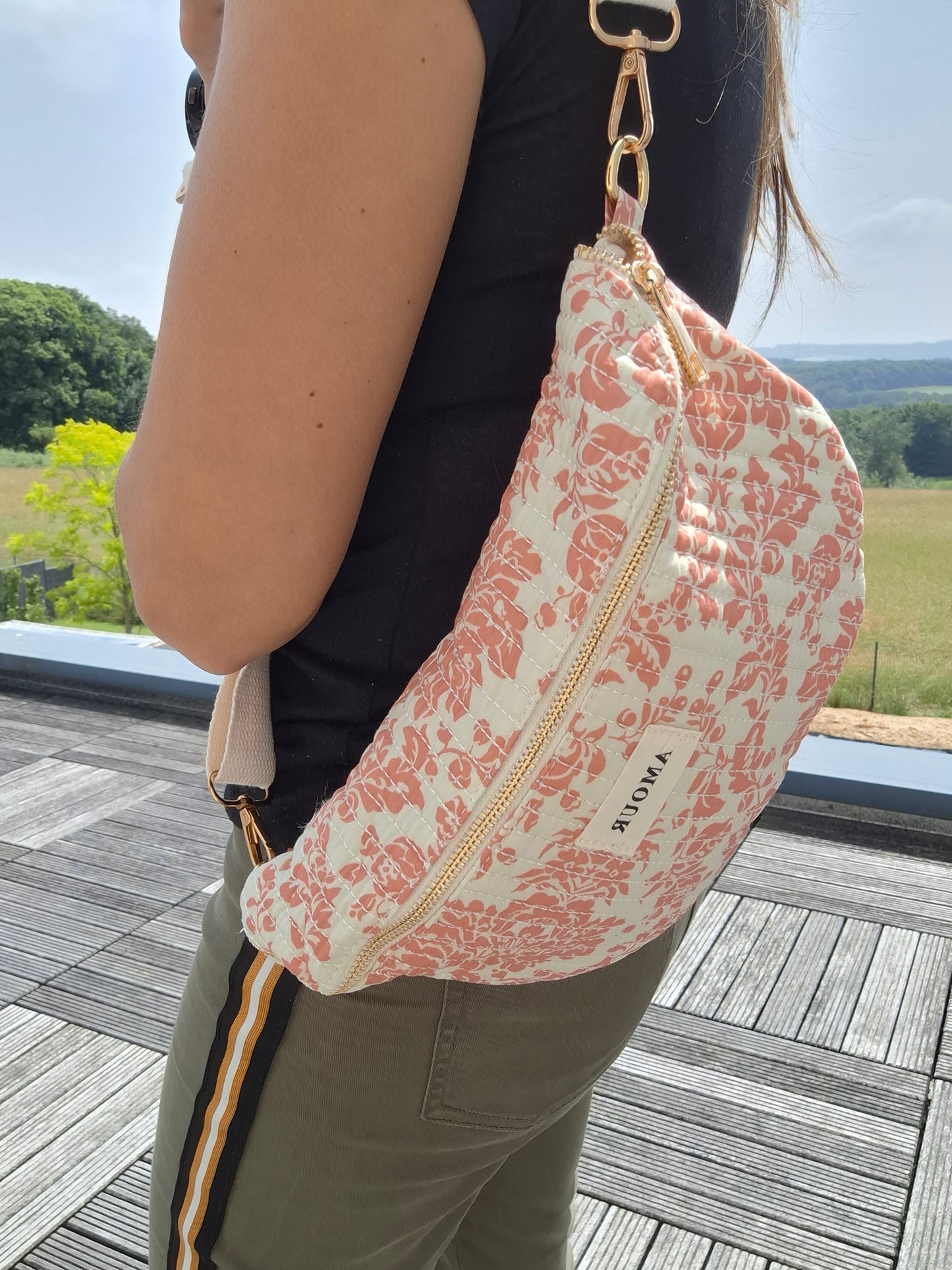 Sac banane coton matelassé blanc liberty fleuri corail creme