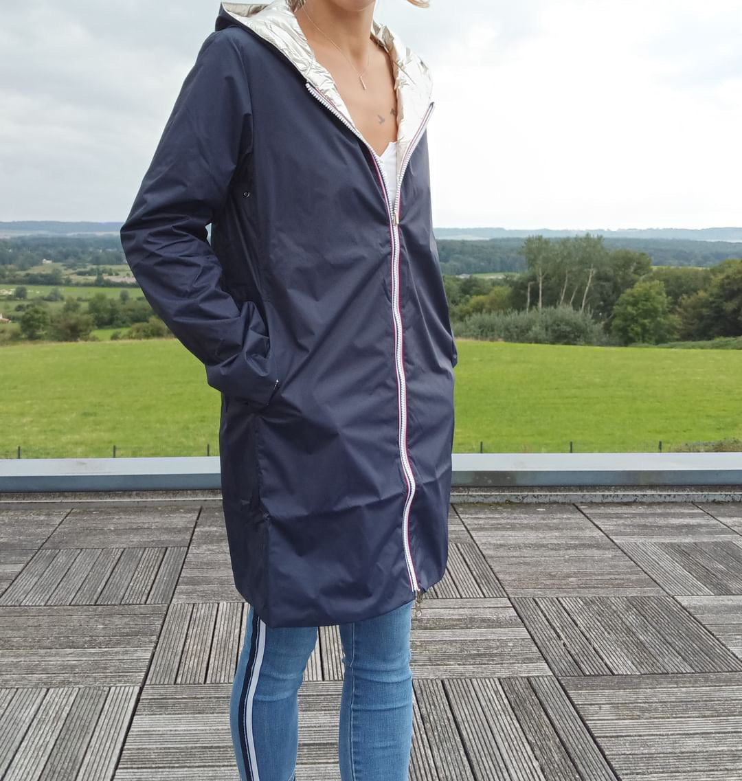 Imperméable réversible long mi-saison garnissage ouate Marque Laura Jo Bleu Marine / Doré - Le Petit Placard