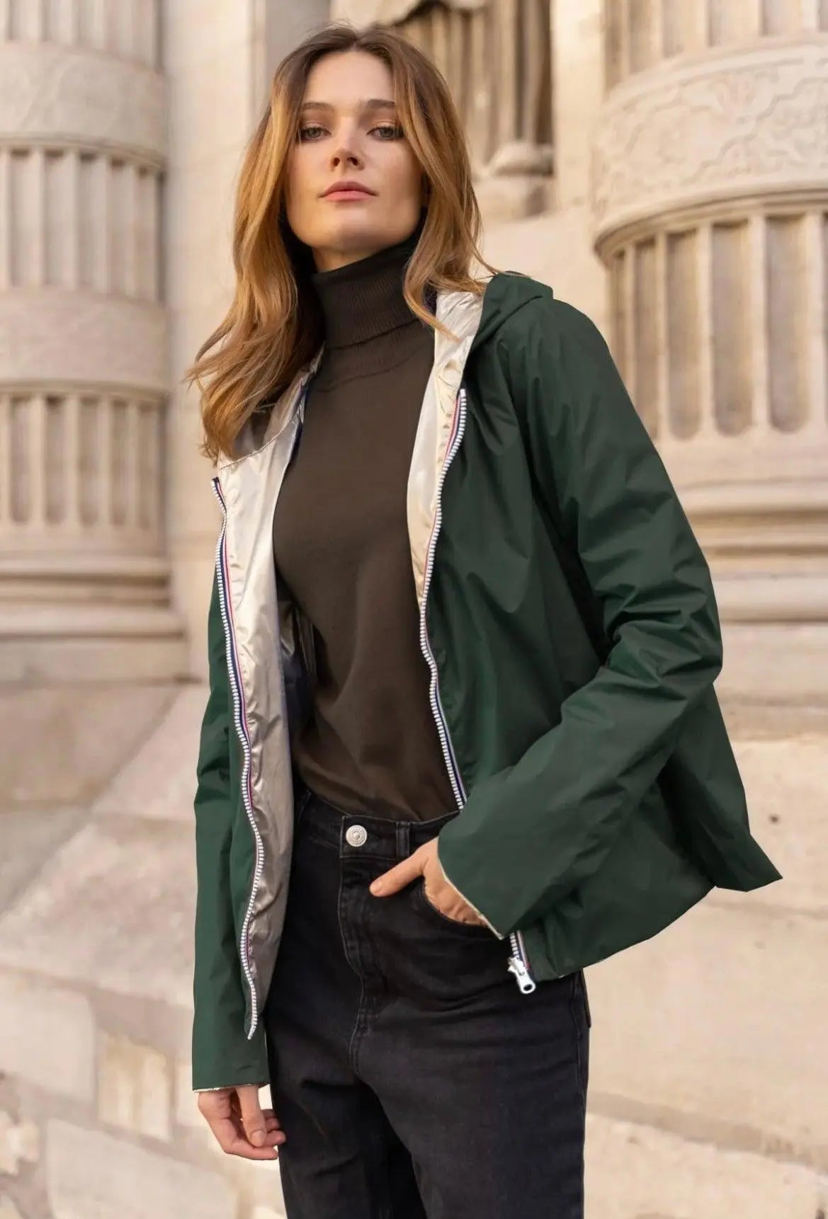 Laura Jo - Imperméable réversible court sans garnissage ouate couleur vert forêt/doré Laura Jo
