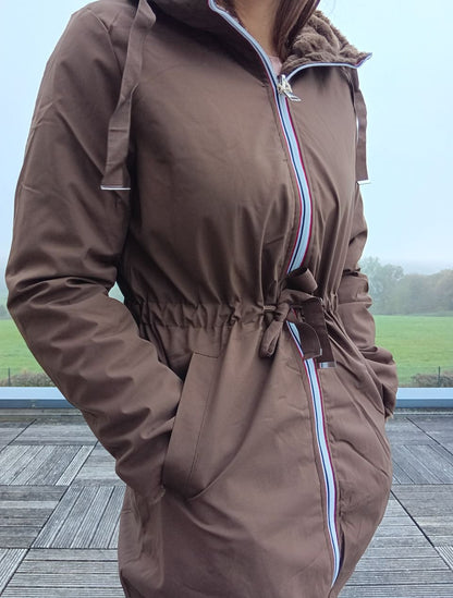 New Lolo - Manteau long MARRON réversible, imperméable et complètement fourré resserrable à la taille