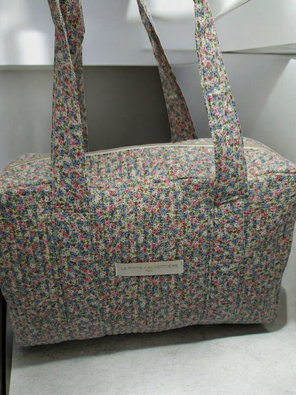 Sac week-end polochon en coton matelassé multicolore liberty fleuri rose bleu et blanc