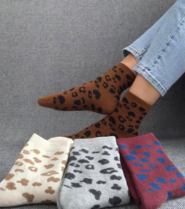 Nouveautés - Chaussettes marron en coton à motif léopard noir