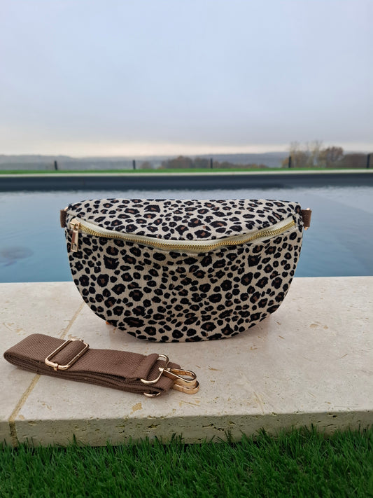 Sac banane en velours côtelé beige et noir imprimé léopard