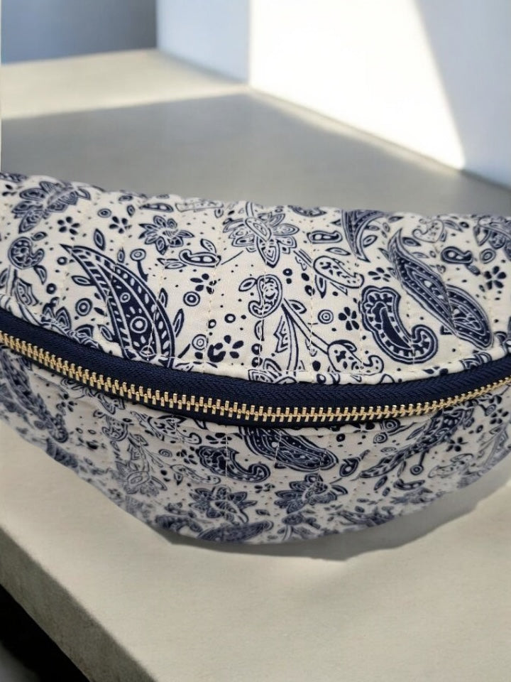 Sac banane coton matelassé liberty motif paisley bleu marine