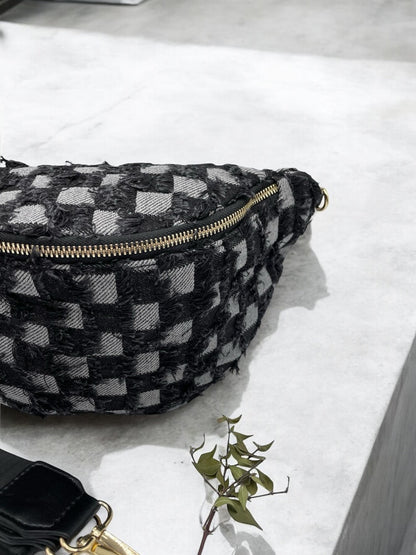 Sac banane en denim carrés noir