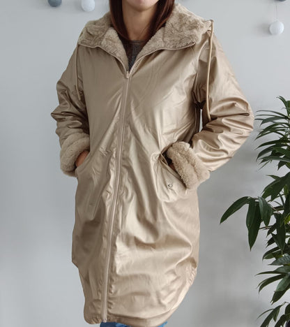 Melya Melody - Manteau long mi cuisses type ciré imperméable fourré réversible doré