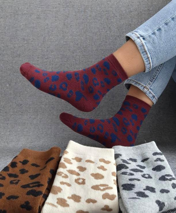 Nouveautés - Chaussettes rouge en coton à motif léopard bleu