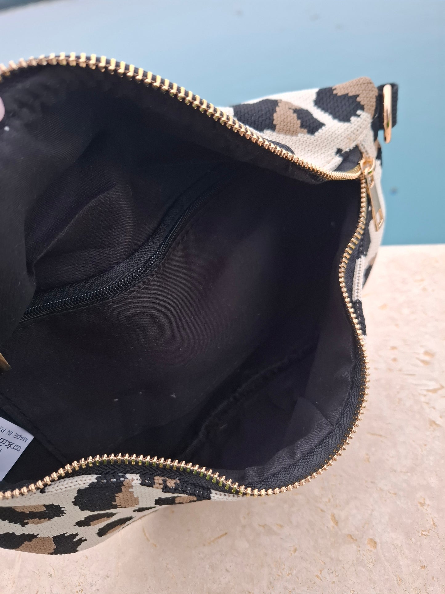 Sac banane en tissu toucher jute beige imprimé léopard