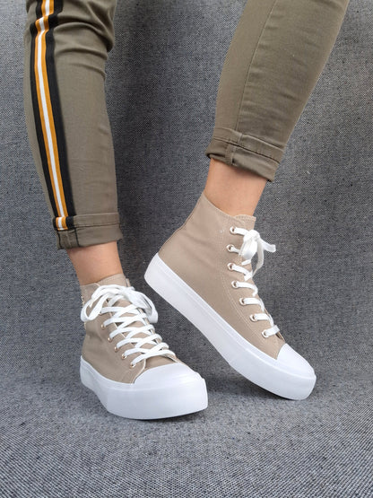 Chaussures baskets hautes tissu beige taupe blanc inscription "LOVE" style converse