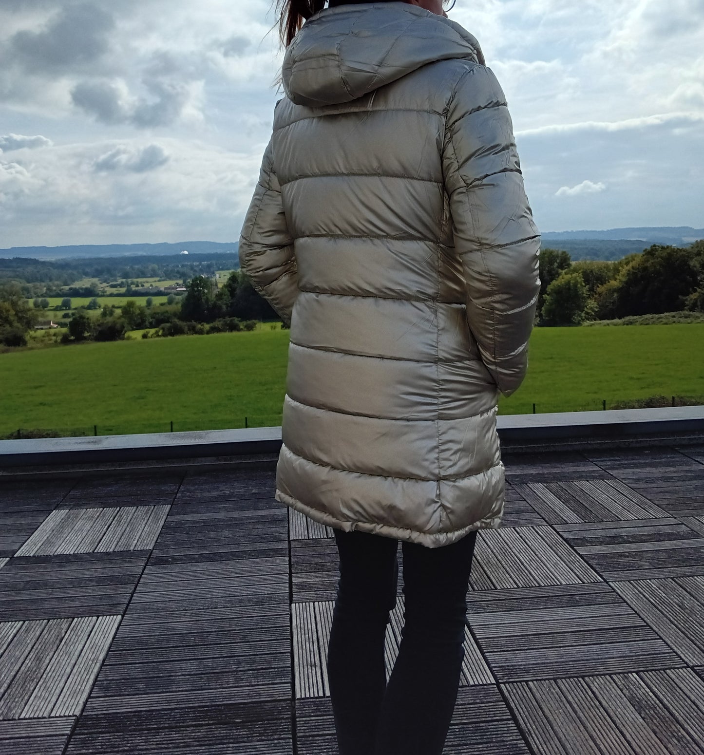 Melya Melody - Manteau long réversible et imperméable matelassé camel/doré - Curvy