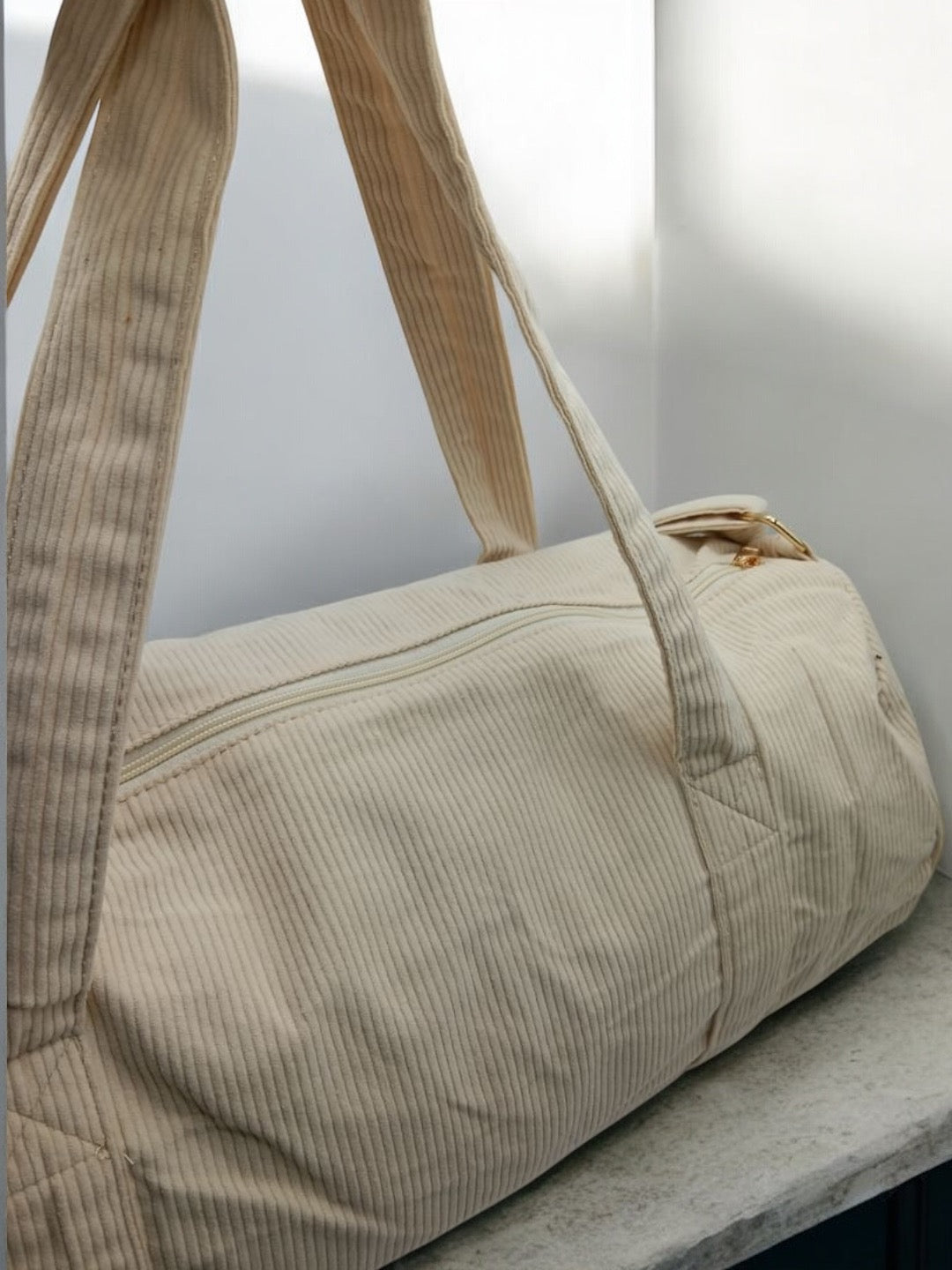 Sac polochon en velours côtelé beige