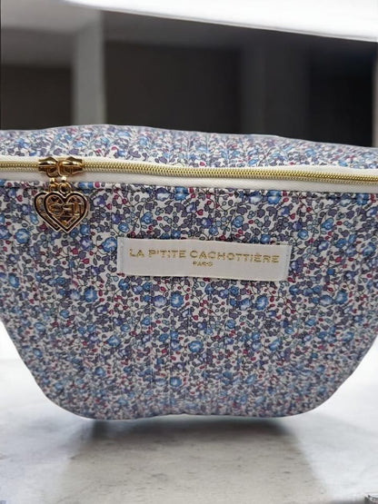 Sac banane en coton liberty fleuri bleu tons rouge « La Ptite cachottière »