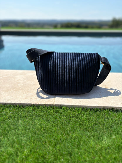 Sac banane en velours côtelé bleu marine  “La P’tite cachottière”