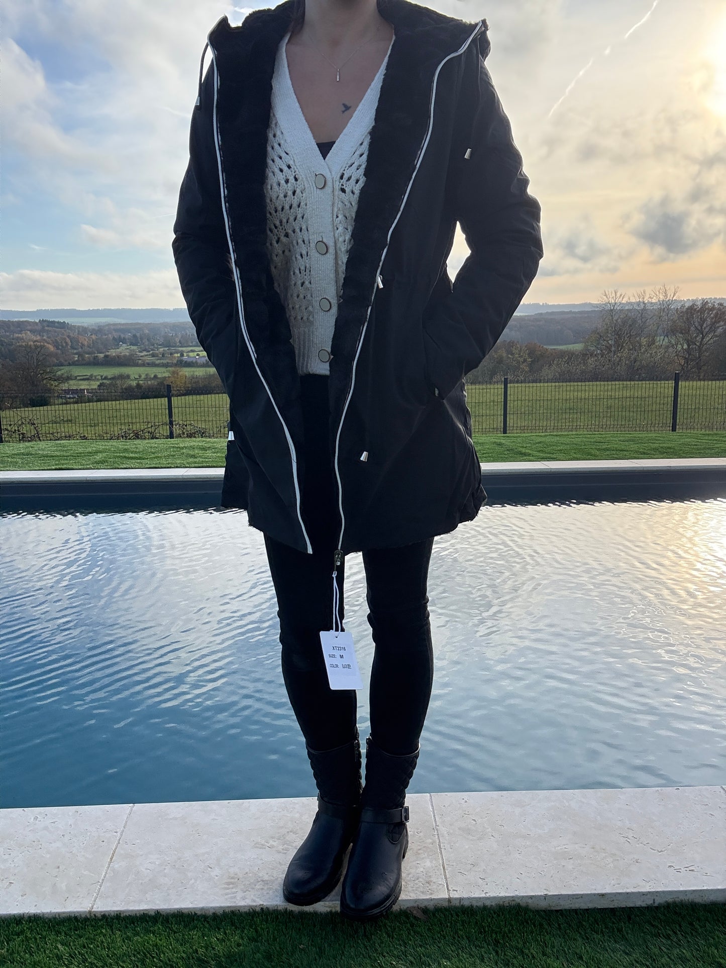 New Lolo - Manteau long noir réversible imperméable fourré fausse fourrure avec un cordon de resserrage à la taille - Curvy