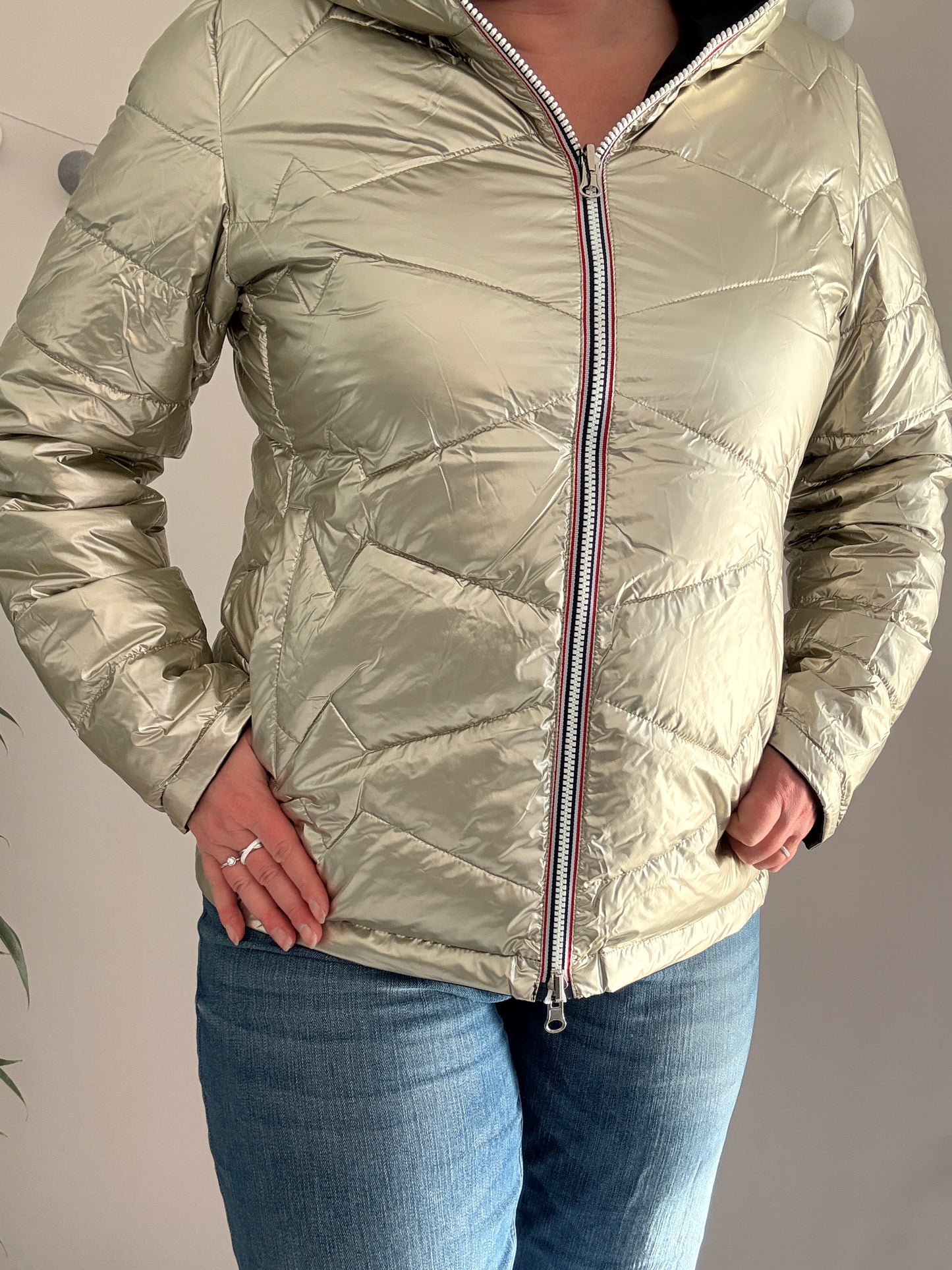 Laura Jo - Manteau doudoune courte matelassé réversible imperméable noir doré avec capuche