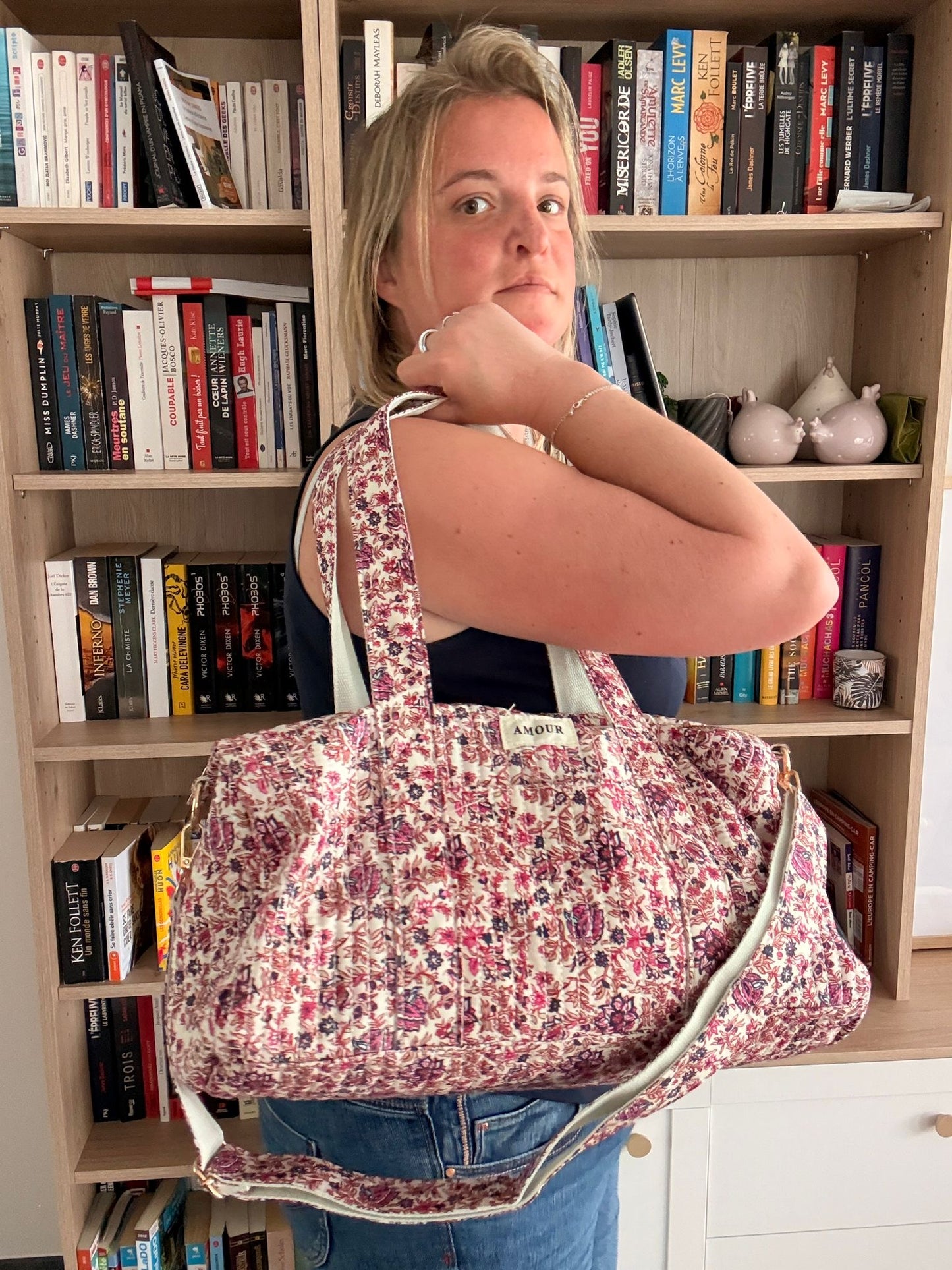 Sac Polochon "Amour" – Coton Matelassé Fleuri Rose & Bordeaux