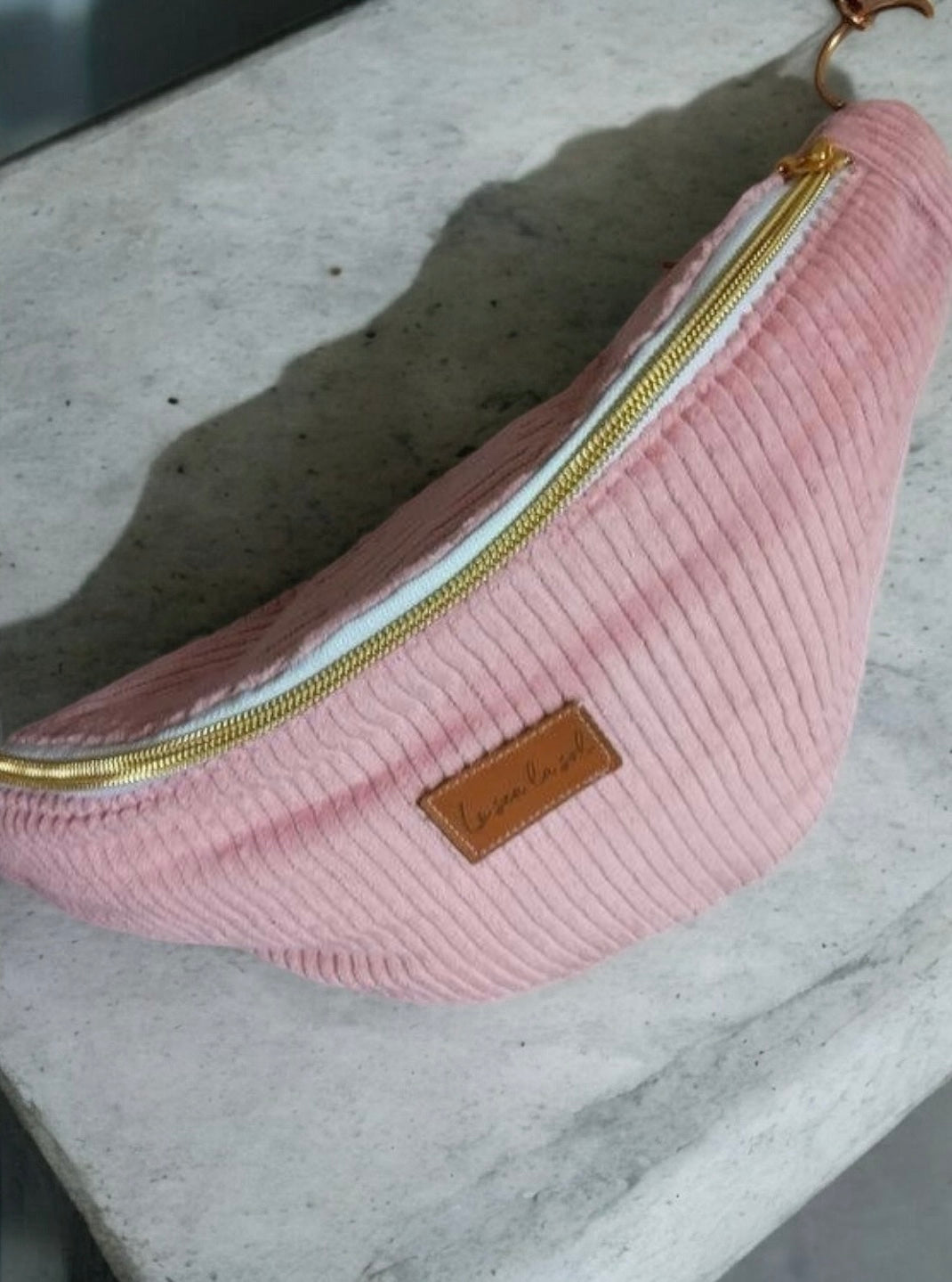 Sac banane tout velours rose pâle fait main