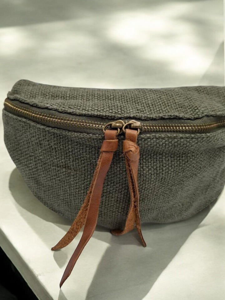 Nouveautés - Sac banane en jute vert kaki 1 poche doubles curseurs