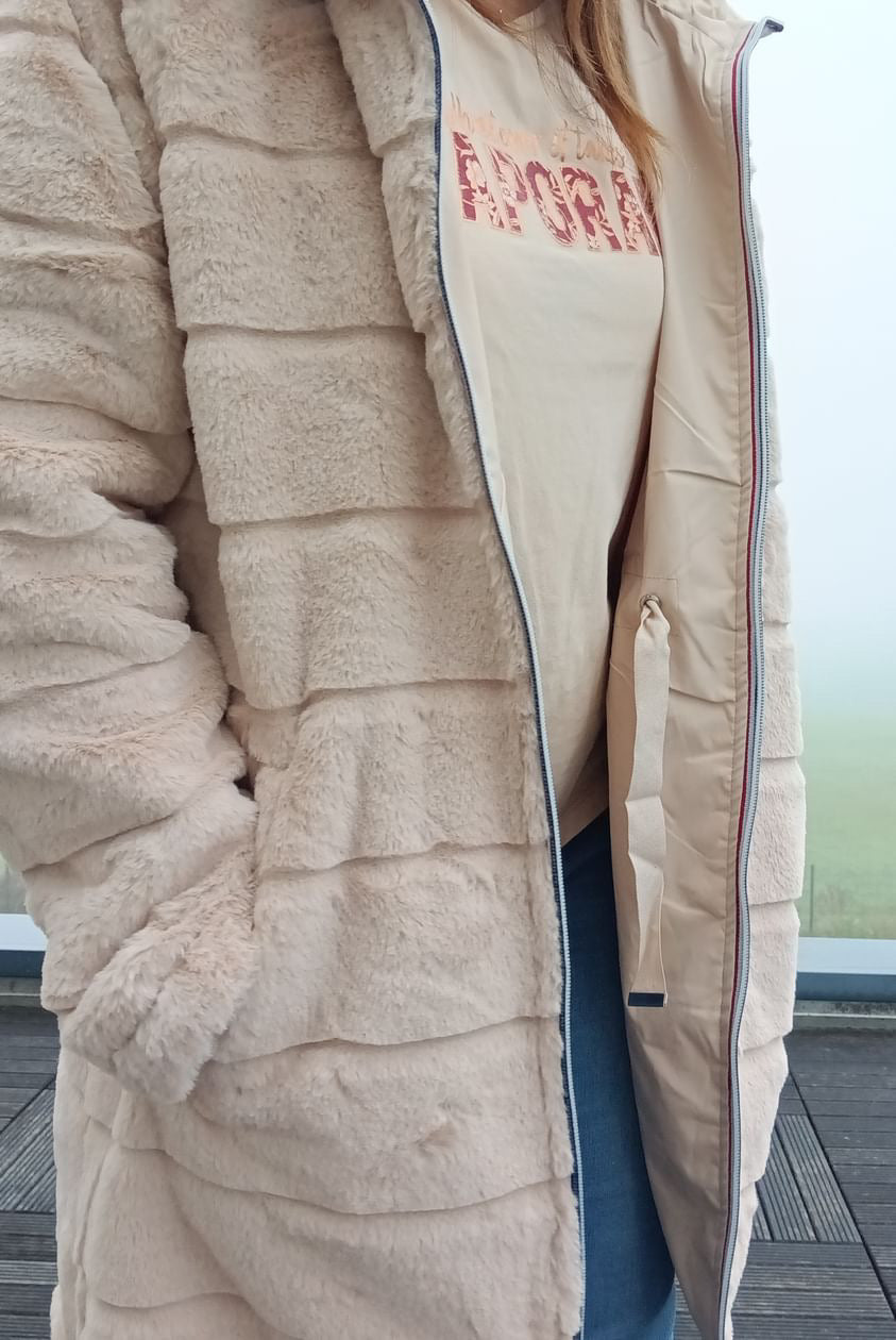 New Lolo - Manteau long BEIGE réversible, imperméable et complètement fourré resserrable à la taille - Curvy