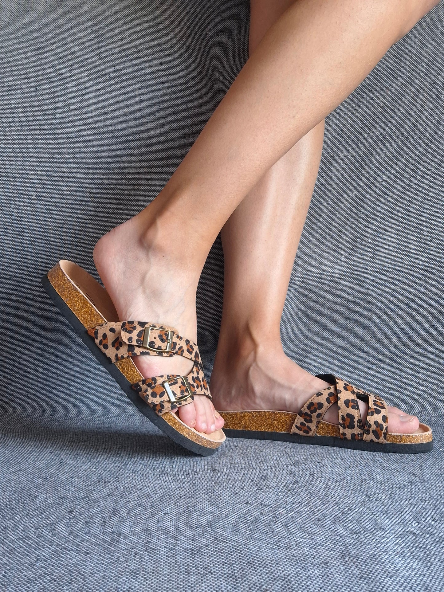 Chaussures sandales type Birk à 2 brides léopard beige semelle intérieure cuir