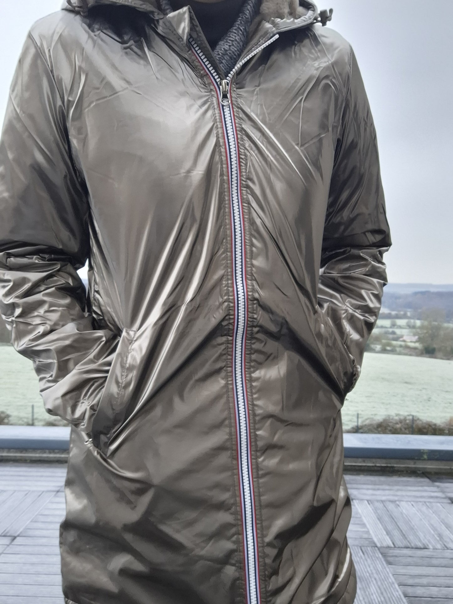 Laura Jo - Imperméable long doublé en fausse fourrure couleur bronze