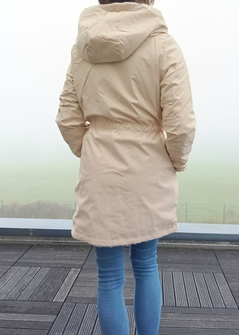 New Lolo - Manteau long BEIGE réversible, imperméable et complètement fourré resserrable à la taille - Curvy