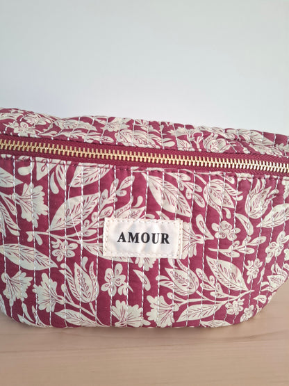 Sac banane coton matelassé liberty floral toile de jouy rouge bordeaux et blanc