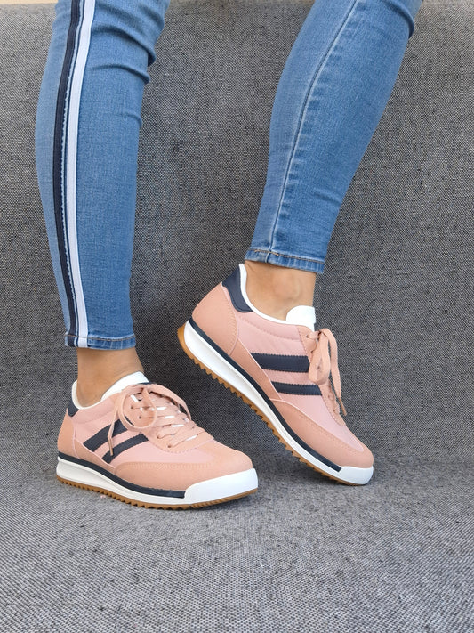 Chaussures baskets basses roses et bleues style sneakers