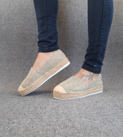 Espadrilles plates beige doré noir