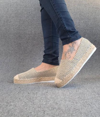 Espadrilles plates beige doré noir