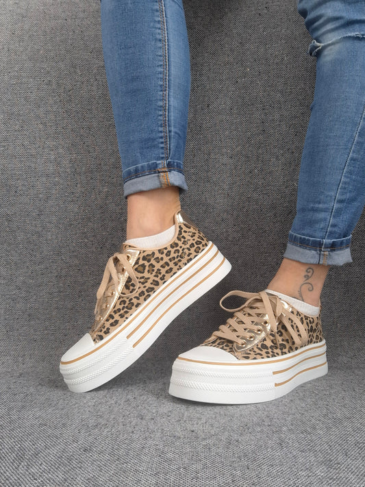 Chaussures baskets blanches à motif léopard semelle compensée