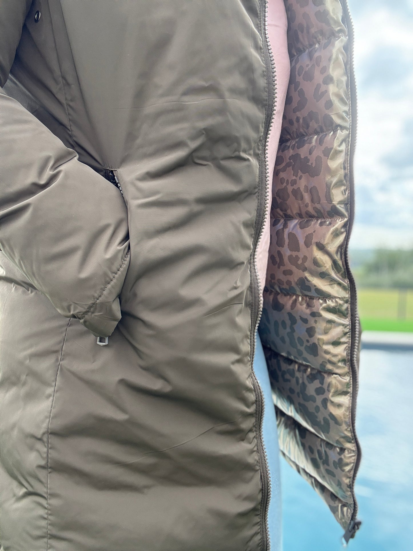 Melya Melody - Manteau long réversible et imperméable matelassé kaki marron/léopard