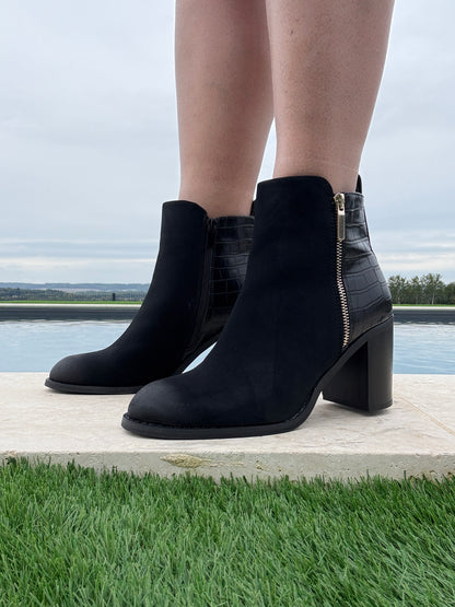 Chaussures bottines boots à talon haut noir simili serpent